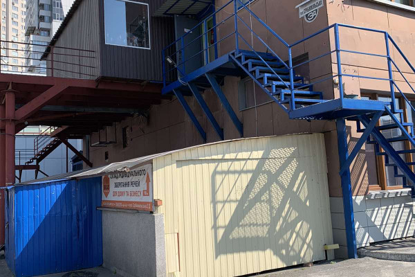 Sale of real estate for a rental business in Kyiv